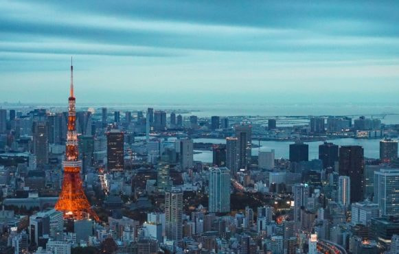 Luftfoto af hovedstadens centrum i japan.