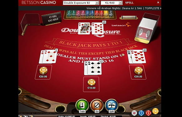 Een spel Double Exposure Blackjack waarbij de speler beide kaarten van de dealer kan zien.