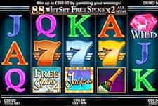The rows and reels of the Jet Set Sevens slot game at Cashmo.