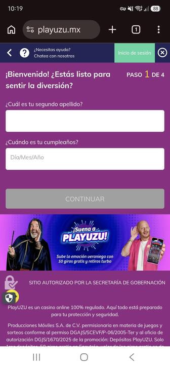 El paso de datos personales del formulario de registro de PlayUZU