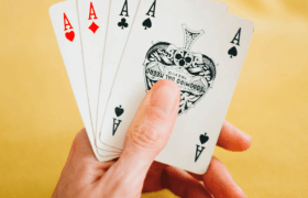 Cele mai populare jocuri de cărți