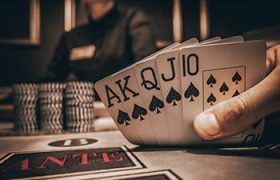 Cele mai bune jucătoare de poker