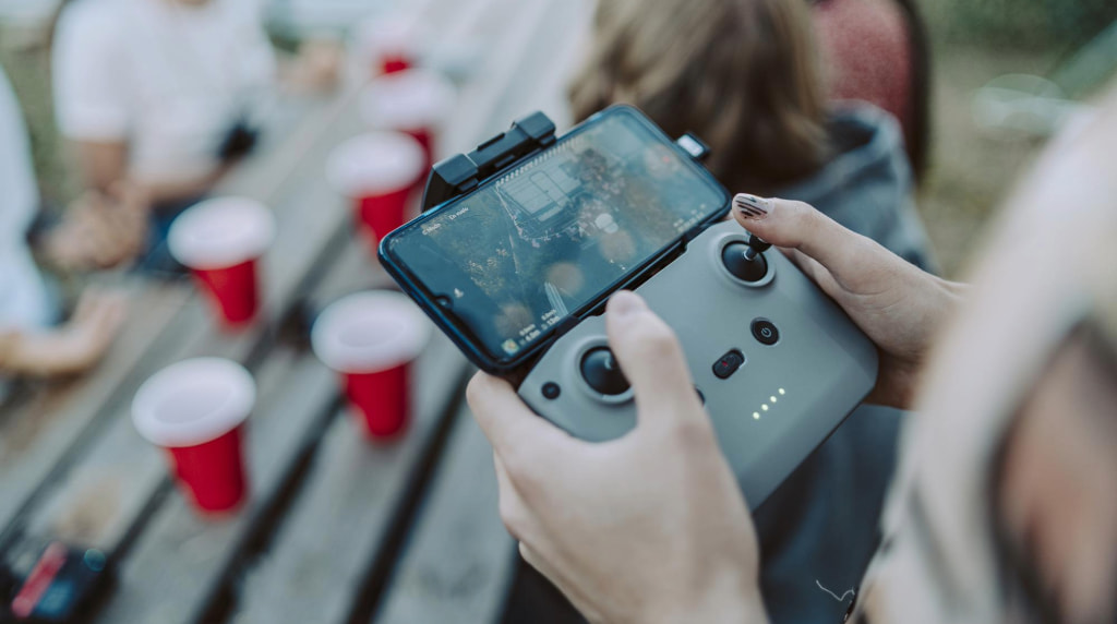 Joc pe consolă cu mobil
