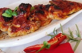 A plate of buffalo wings.