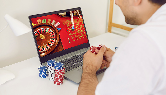 Gambler playing online roulette
