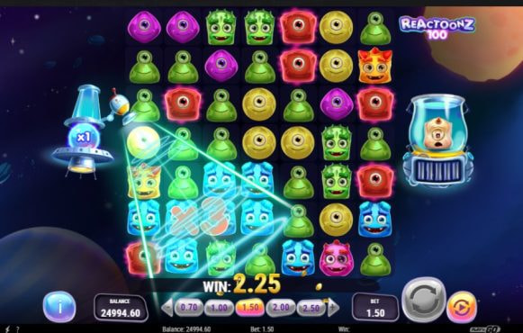Screenshot from the New Reactoonz 100 Slot by Play'n GO