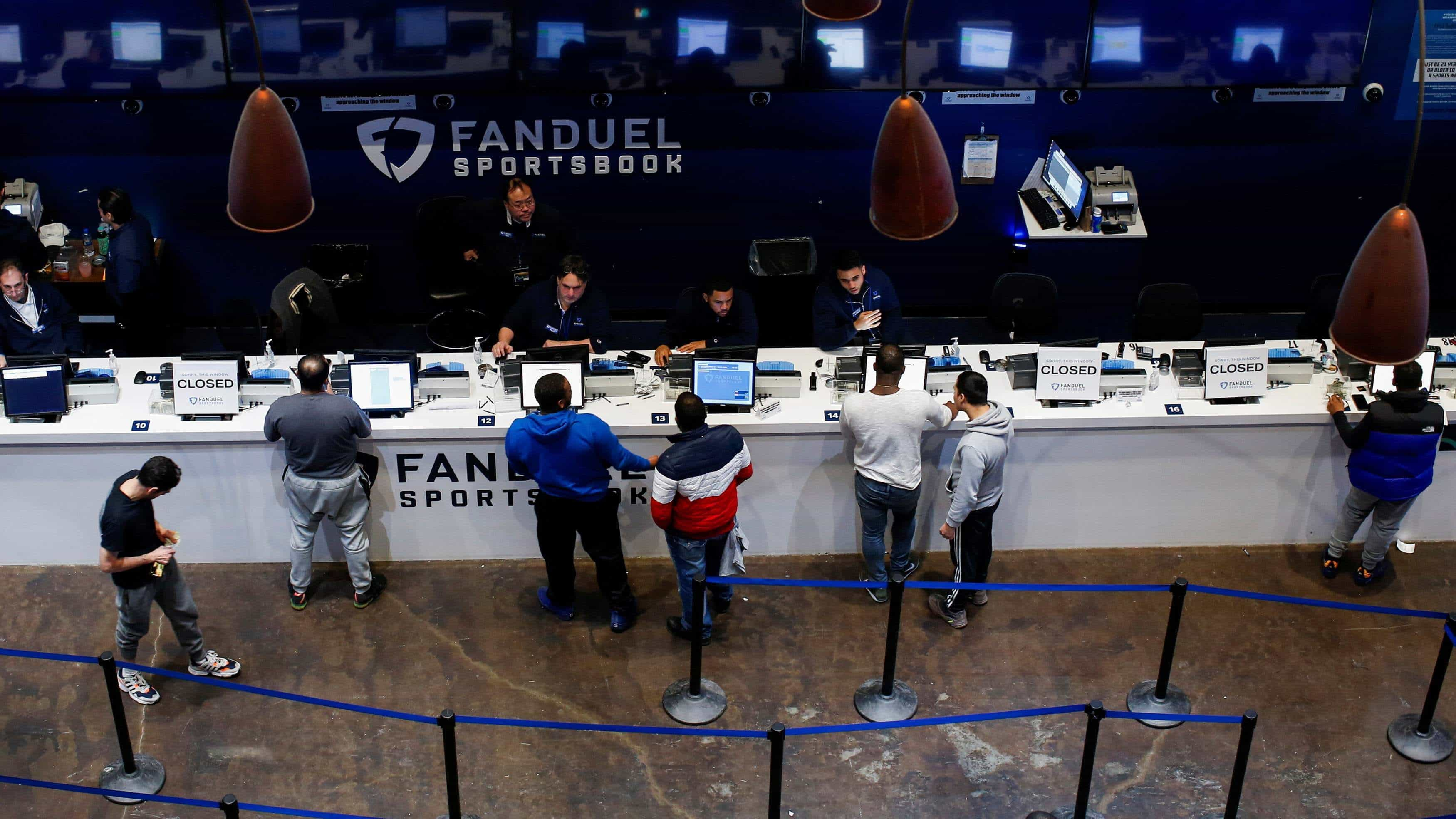 FanDuel sportsbook desks.