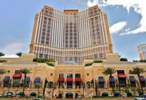 Front of the Palazzo Hotel.