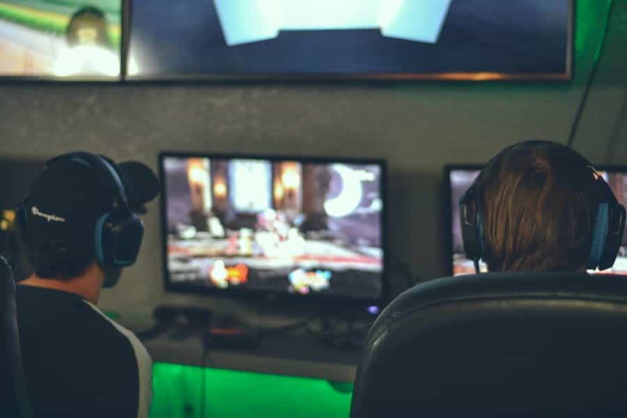 Gamers playing esports.