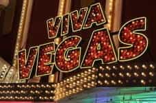 A lightbulb Las Vegas casino sign saying Viva Vegas.