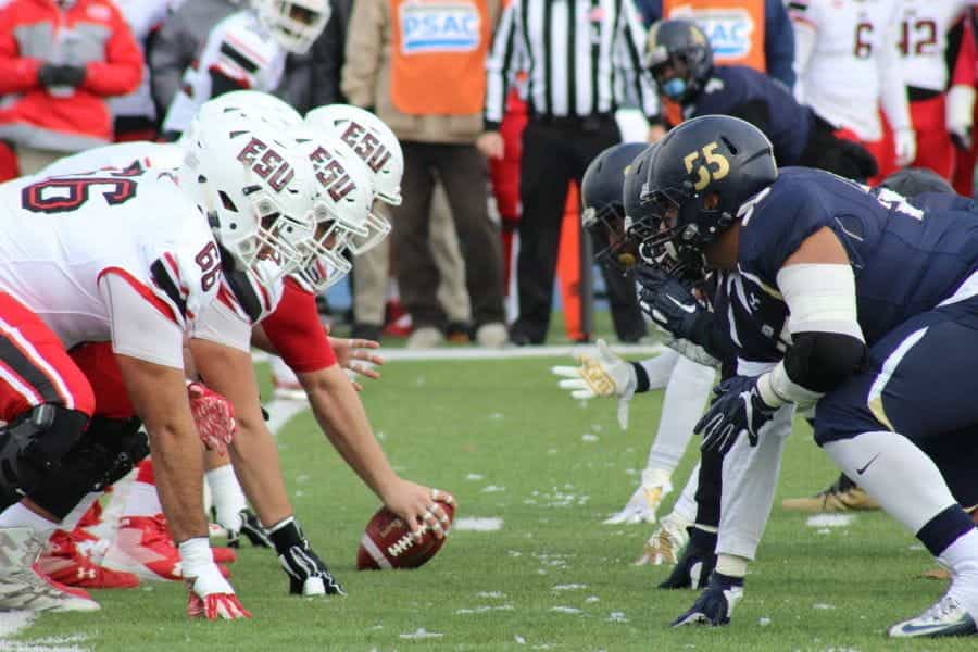 American football teams at start of play.