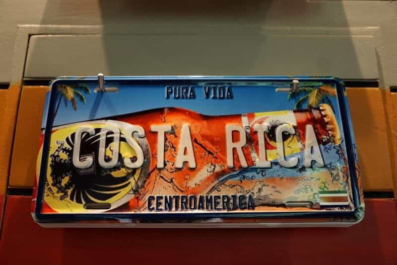 A colorful Costa Rica license plate.