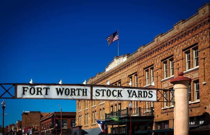 A sign welcomes drivers to the Fort Worth Stock Yards.