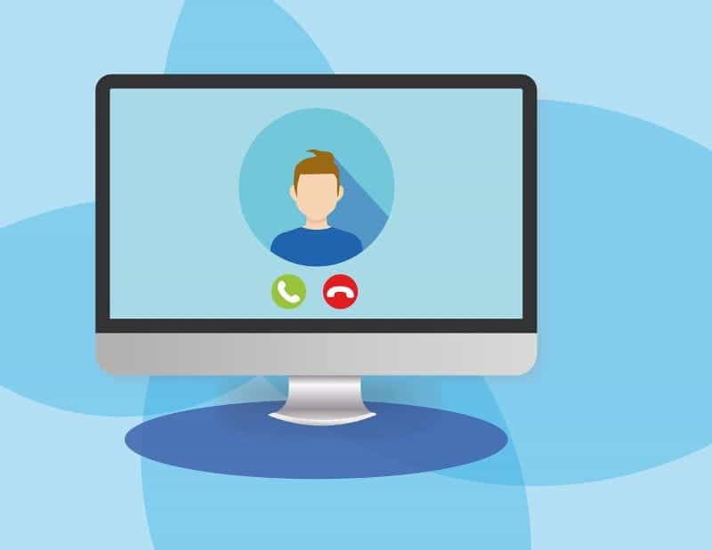 Video call masuk di komputer desktop.