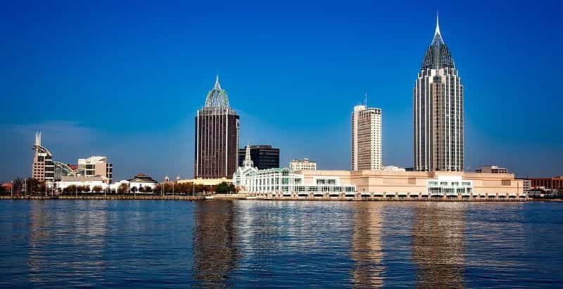 The city skyline of Mobile, Alabama.