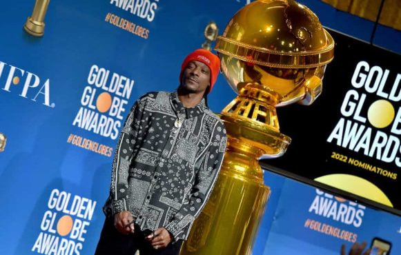Snoop Dogg announcing the 79th Golden Globe nominations.
