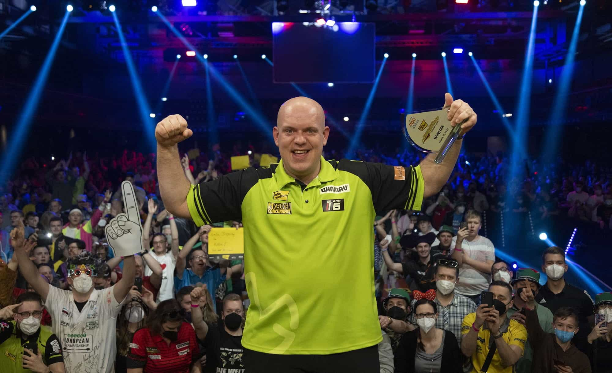 Darts: MVG's Chasing Hattrick Premier League Night