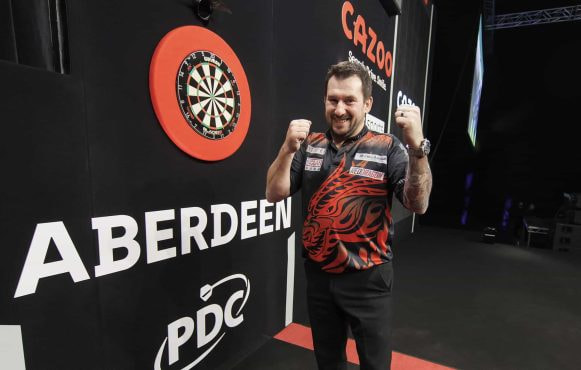 Jonny Clayton celebrating Premier League victory in Aberdeen.