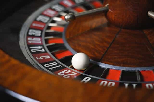 Roda roulette kasino.