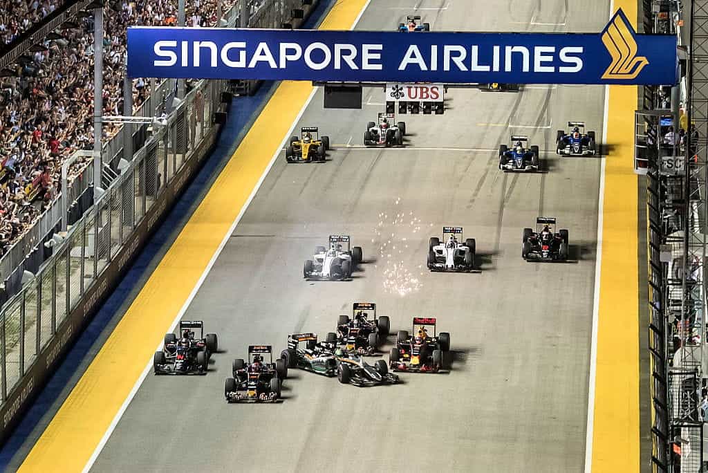 Kecelakaan dan pembantaian di awal Grand Prix Singapura 2016. 
