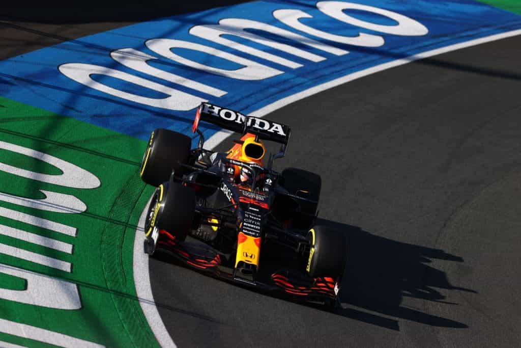 Max Verstappen membalap di Grand Prix Belanda 2021.