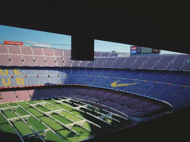 Di dalam stadion Camp Nou yang kosong di Barcelona, ​​Spanyol.