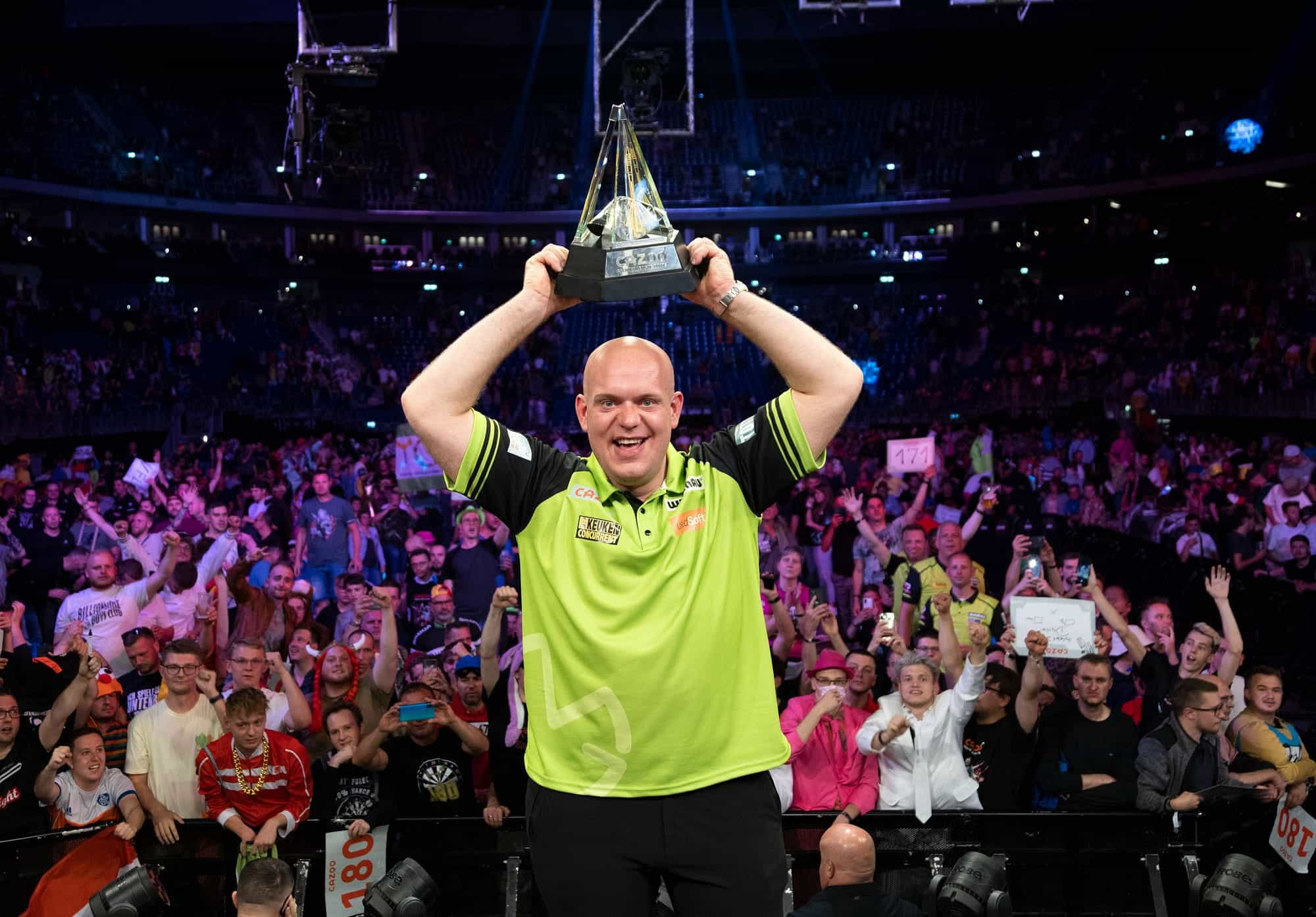 Pemenang Liga Premier enam kali, Michael van Gerwen. 