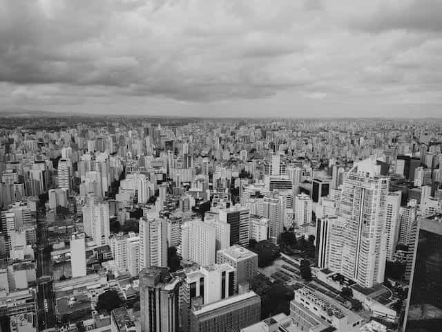 The city of São Paulo in black and white.