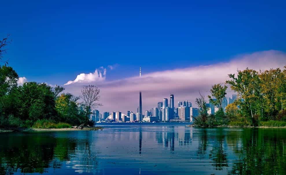 Kaki langit Toronto, Ontario.