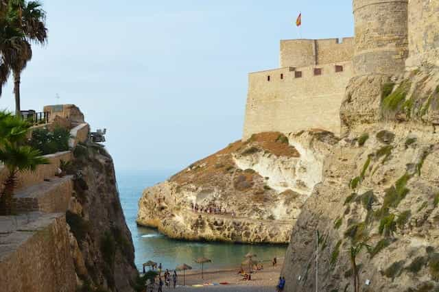 Pantai dan laut di Melilla, Spanyol.