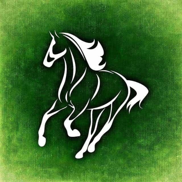 Logo garis putih dari kuda yang berlari kencang ditumpangkan pada latar belakang hijau berumput.
