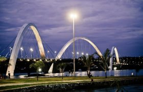 Juscelino Kubitschek Bridge in Brazil