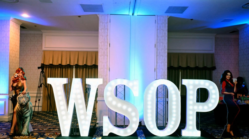 WSOP Sign and Artwork