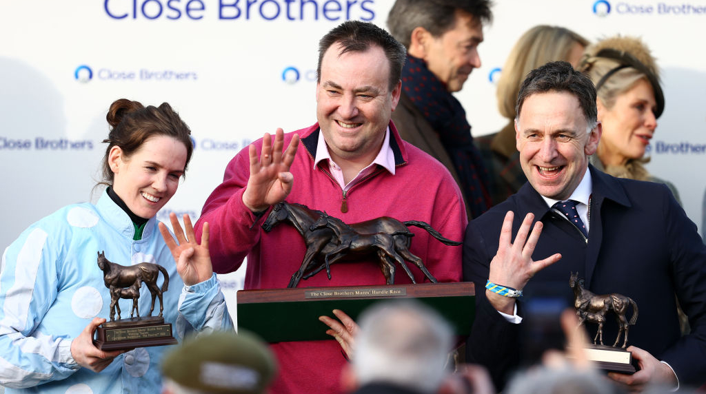 Rachael Blackmore, trainer Henry De Bromhead and Owner Kenny Alexander after success at the 2023 Cheltenham Festival.