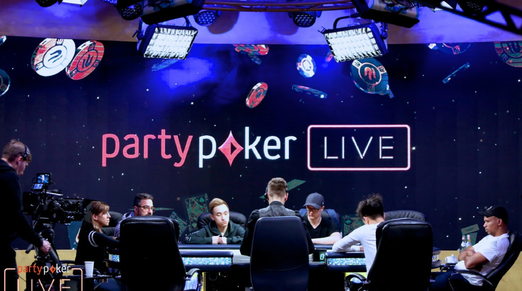 Final table action at a PartyPoker Tour event.