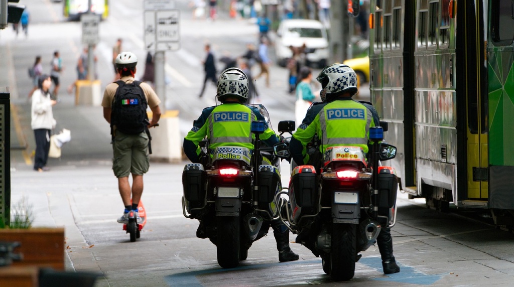Poliser på motorcyklar