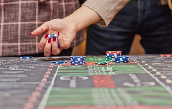 Tärningsspel i casinomiljö