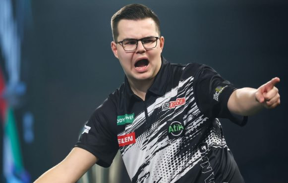 Dutch darts player Gian van Veen.