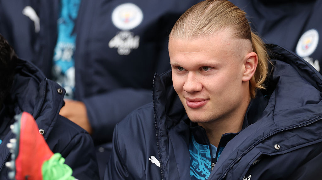 Erling Haaland on the Bench During a Match Between Manchester City and Crystal Palace.