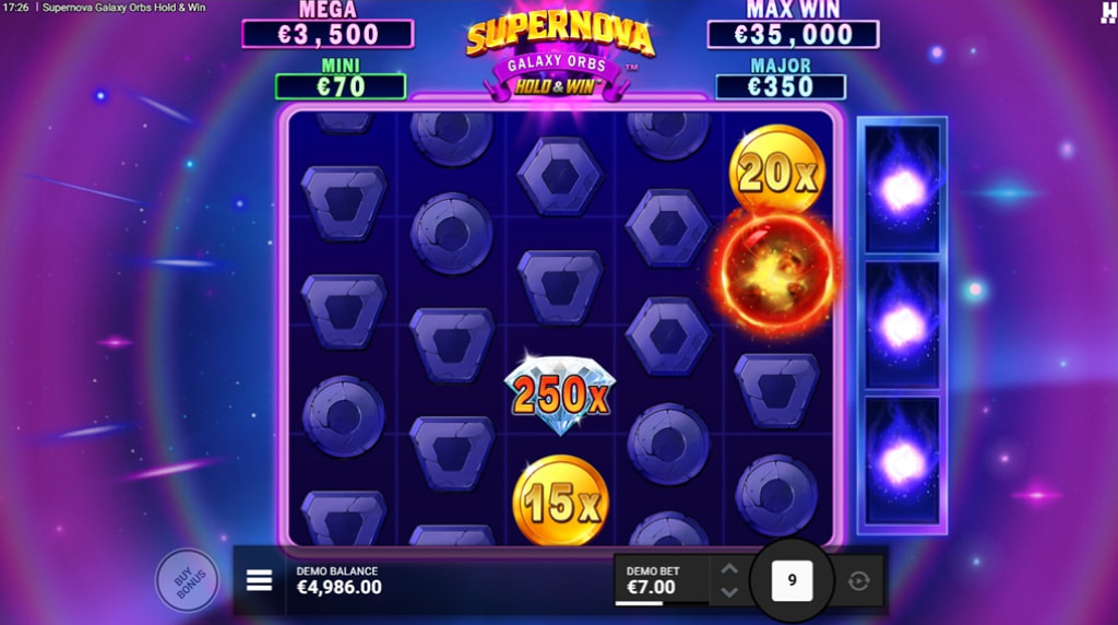 Screenshot fra den Nye Supernova Galaxy Orbs Slot af Hacksaw Gaming