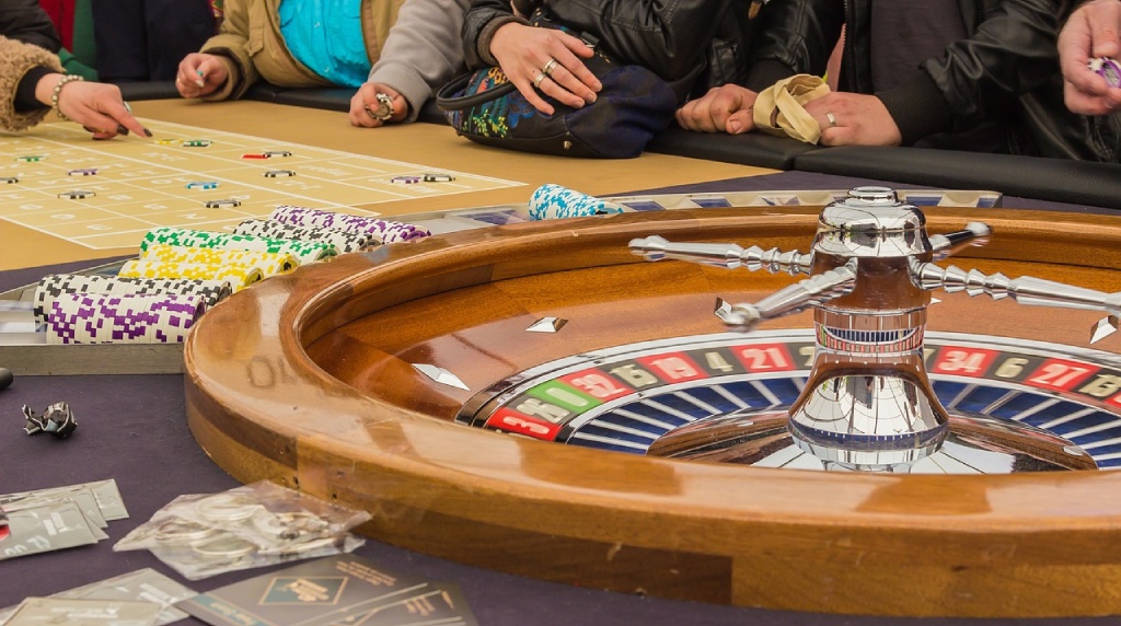 People playing roulette