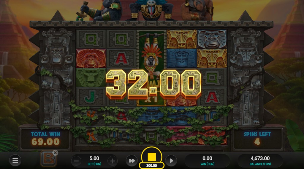 Screenshot from the free spins bonus of Monkey Gods of the Inca