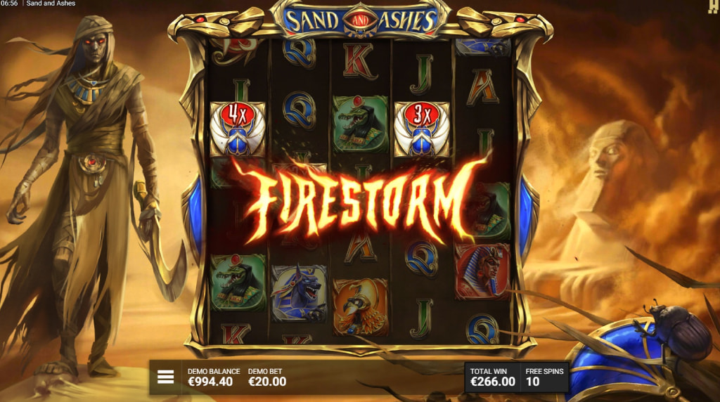 Skærmbillede af Firestorm i Sand and Ashes