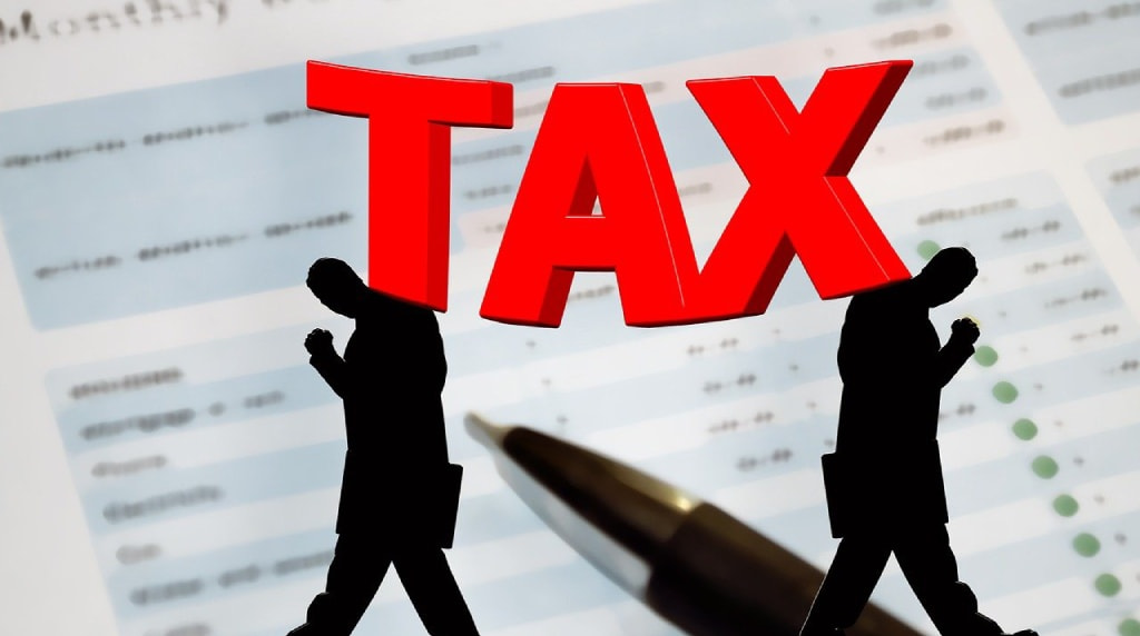 Grafică cu textul TAX în roșu și siluete de oameni